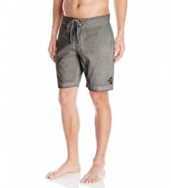 RVCA Wanderer Trunk Pirate Black